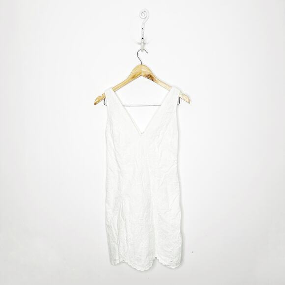 Lilly Pulitzer V neck Eyelet Lace shift Dress WHITE 92392 scalloped women's 2 - Picture 1 of 9